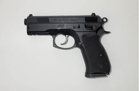 WINGS LASER - symulator strzelania, plastikowy pistolet CZ75