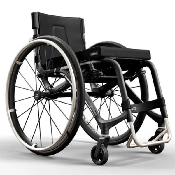 Panthera X3 – wózek aktywny dla wymagających użytkowników