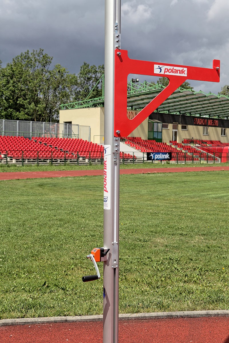 STT15-63 (stojak do skoku o tyczce Polanik Club)