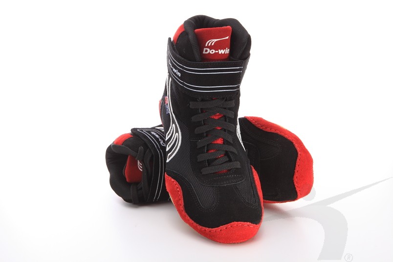 J6211A (buty zapaśnicze, czarno-czerwone)