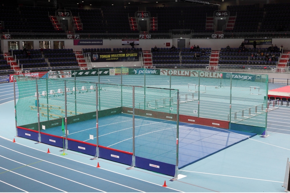 BO-308/3 (bariera ochronna do pchnięcia kulą w hali wys. 3 m)