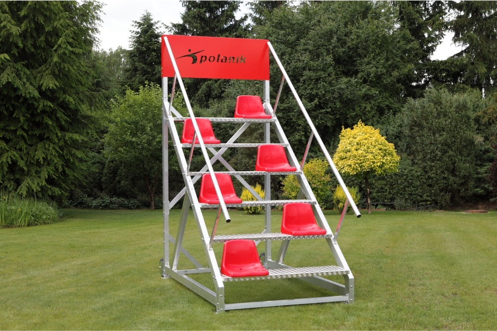 SCH23-6 (Schodki dla sędziów mierzących czas i celowniczych)