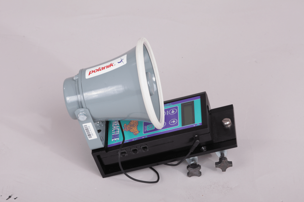 RT10L (przewodowy zestaw pomiaru czasu reakcji i wykrywania falstartu na 10 torów)