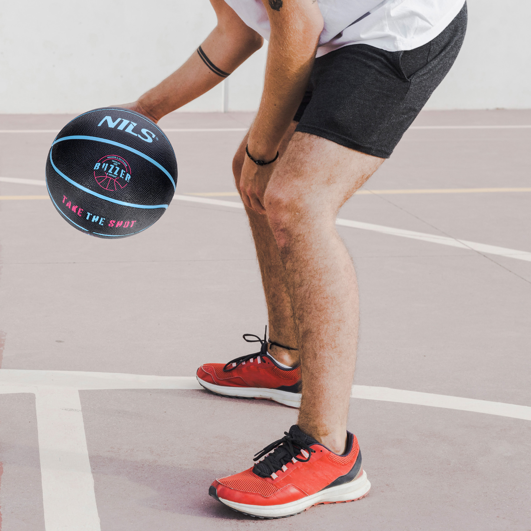 NPK271 PIŁKA DO KOSZYKÓWKI CZARNA BUZZER 7 NILS NPK271 PIŁKA DO KOSZYKÓWKI CZARNA BUZZER 7 NILS