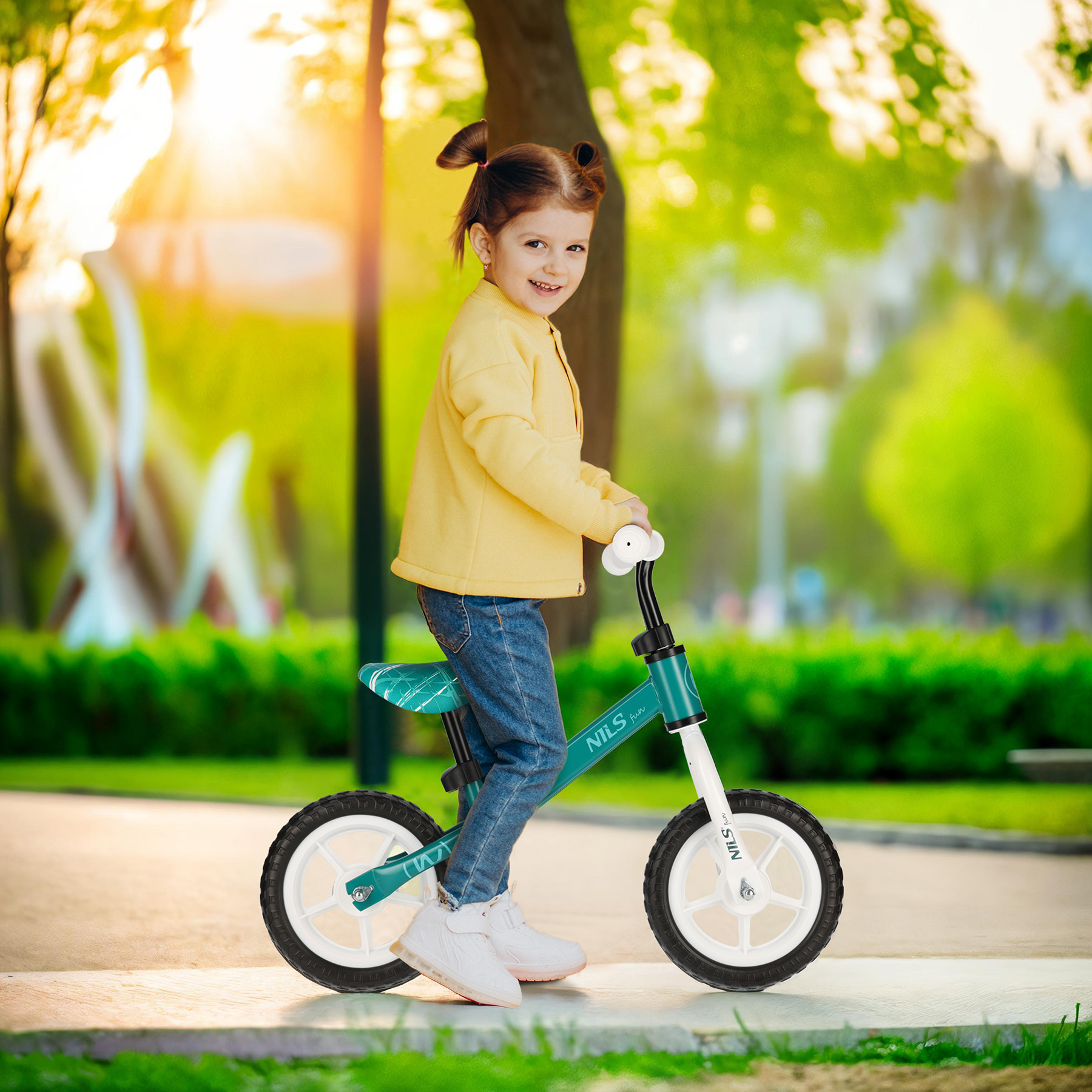 RB134 ROWEREK BIEGOWY ZIELONY KOŁA 10'' NILS FUN RB134 ROWEREK BIEGOWY ZIELONY KOŁA 10'' NILS FUN