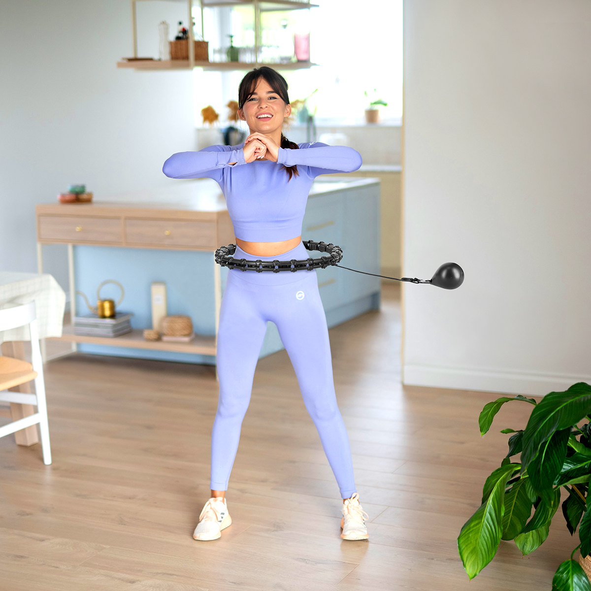 HHW02 HULA HOP BLACK Z WYPUSTKAMI I OBCIĄŻNIKIEM HMS HHW02 HULA HOP BLACK Z WYPUSTKAMI I OBCIĄŻNIKIEM HMS