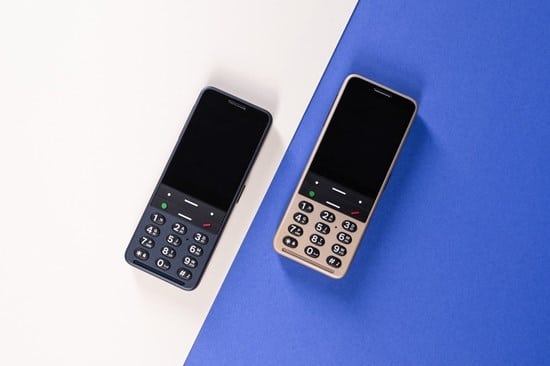 Blindshell classic 3 – udźwiękowiony telefon z klasyczną klawiaturą
