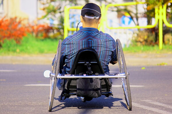 Rower handbike invacaretop end force™ g handcycle
