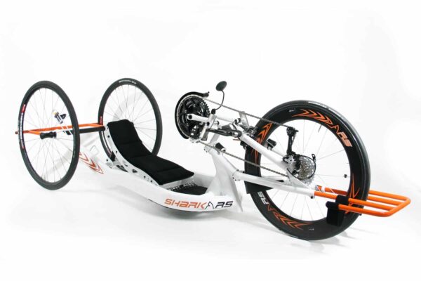 Handbike quickie shark rs – mistrzowska konstrukcja dla wymagających