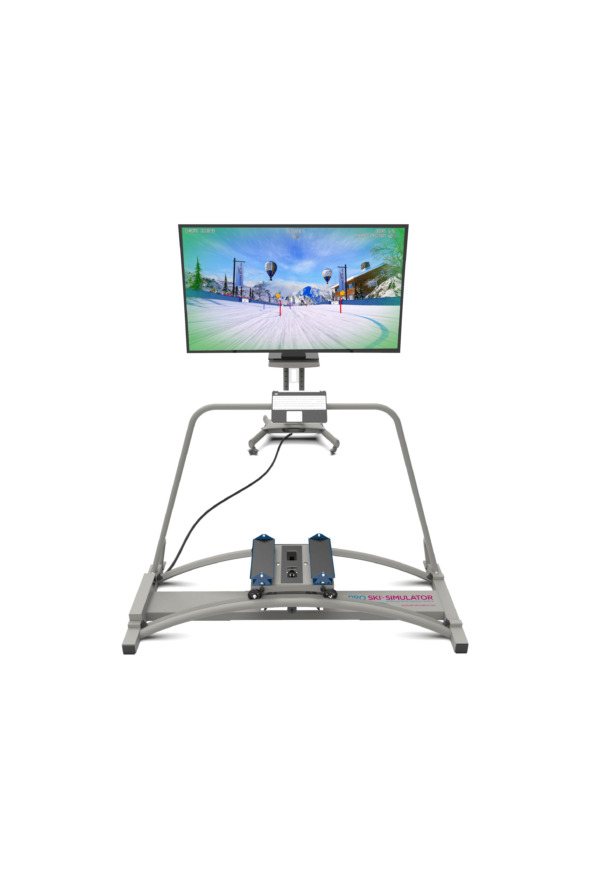 Symulator SKI FIT 360 z monitorem na maszcie wyświetlającym wirtualną trasę narciarską