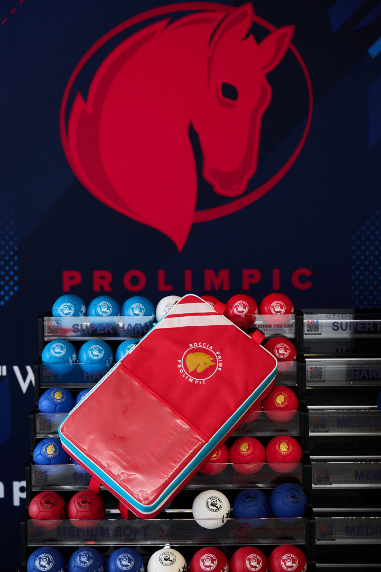 Asystent zawodnika BC3 przy rampie – Poznań 2026 World Boccia Challenger