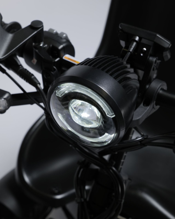 ZOOM 2.0 – reflektor LED do jazdy po zmroku