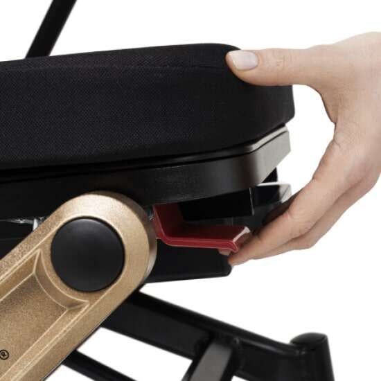 Invacare Erivo R11 – wózek inwalidzki elektryczny składany – zdjęcie 2