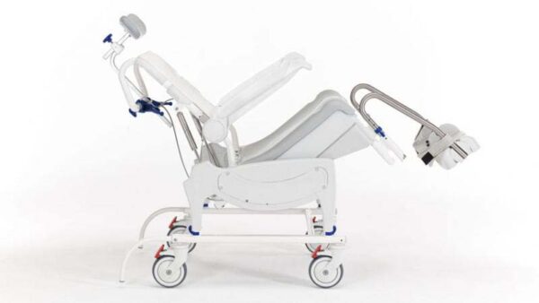 Invacare Ocean Dual VIP Ergo – wózek toaletowo-prysznicowy – zdjęcie 2