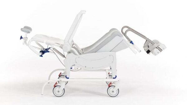 Invacare Ocean Dual VIP Ergo 1 Invacare Ocean Dual VIP Ergo – wózek toaletowo-prysznicowy – zdjęcie 1