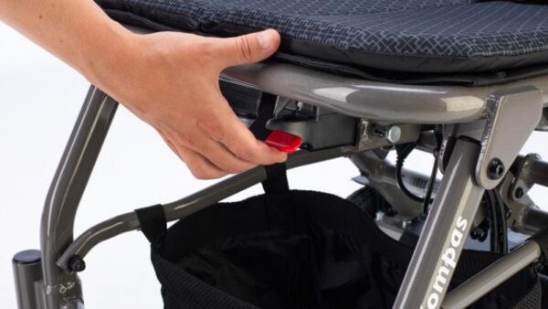 Invacare Kompas – wózek inwalidzki elektryczny składany – zdjęcie 2