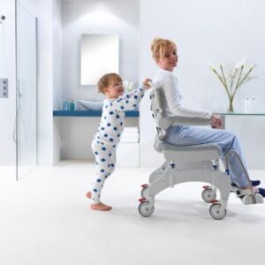 Invacare Ocean Ergo 5" – wózek toaletowy-prysznicowy – zdjęcie 4