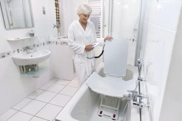 Invacare Orca – podnośnik wannowy – zdjęcie 5