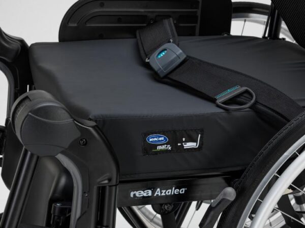 Invacare REA Azalea – wózek inwalidzki pasywny – zdjęcie 6