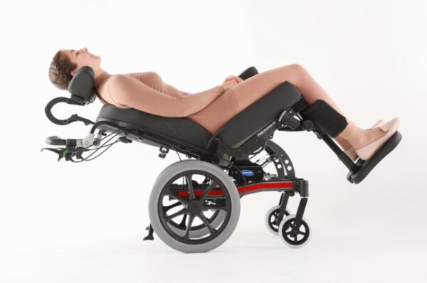 Invacare REA Dahlia – wózek inwalidzki pasywny – zdjęcie 6