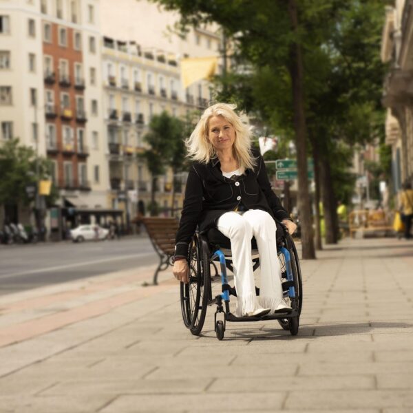 Kuschall Compact – wózek inwalidzki aktywny – zdjęcie 5