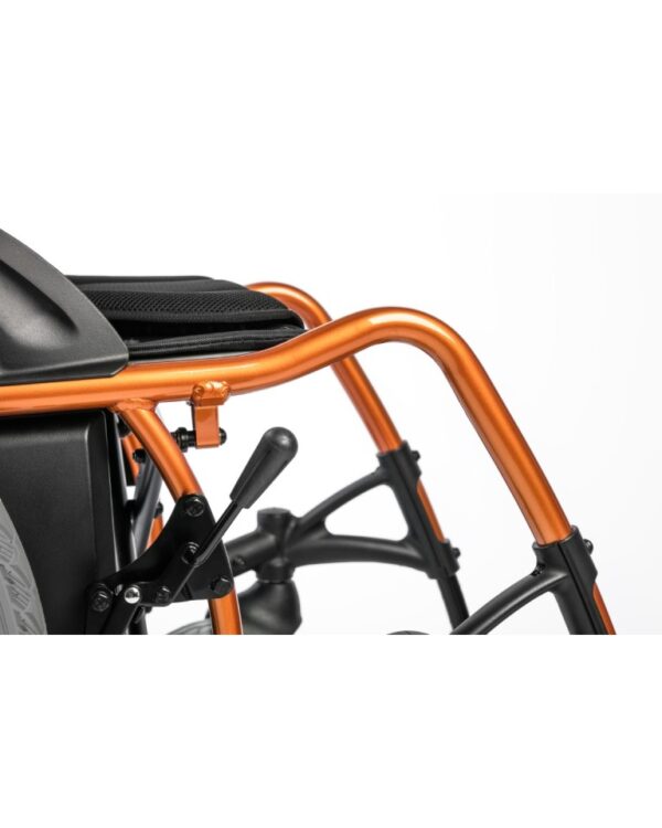 Medilife FLEX wózek inwalidzki elektryczny hybrydowy (D130AL) – zdjęcie 3